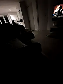 Snapshot of Landryyyyy chatting on December 28, 12:04 am Landryyyyy online show from December 28, 12:04 am