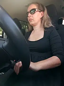 uber babe online show from May 25, 9:37 am