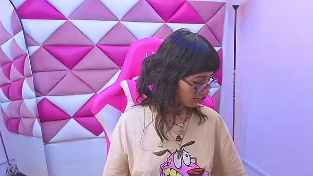 Snapshot of Danny_Face chatting on November 27, 2:08 pm Danny Face online show from November 27, 2:08 pm