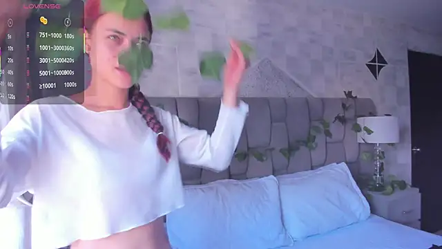 HannaRhodes online show from January 22, 1:11 pm
