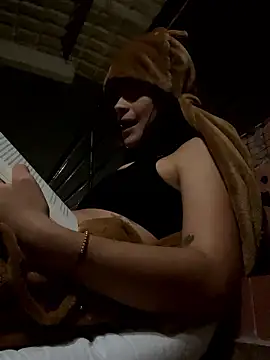 HannaRhodes online show from January 12, 3:12 am