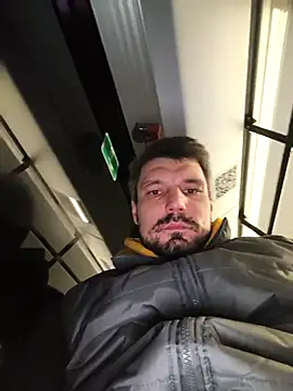 Snapshot of Jocker12456 chatting on February 9, 5:28 pm Jocker12456 online show from February 9, 5:28 pm