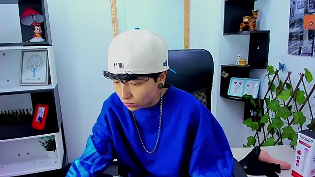 Snapshot of Im_Mathias chatting on October 15, 3:01 pm Im Mathias online show from October 15, 3:01 pm