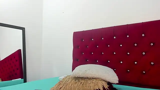 Melody Megann online show from February 3, 11:26 am