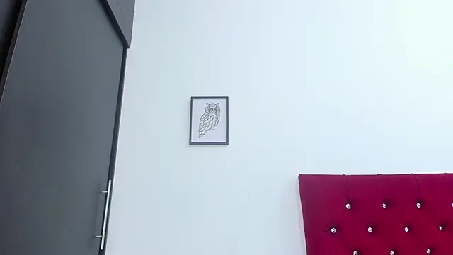 Melody Megann online show from April 14, 11:38 am