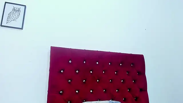 Melody Megann online show from May 6, 11:26 am