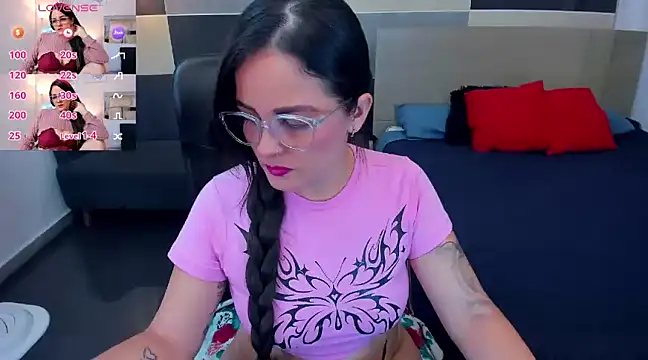 Zara Jackson online show from December 28, 7:01 pm