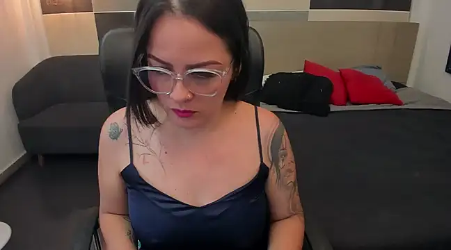 Zara Jackson online show from January 9, 7:29 pm