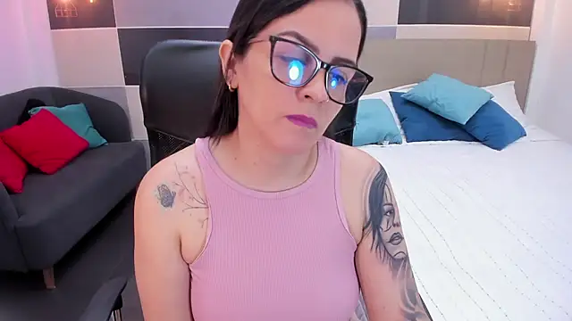 Zara Jackson online show from November 11, 12:49 pm