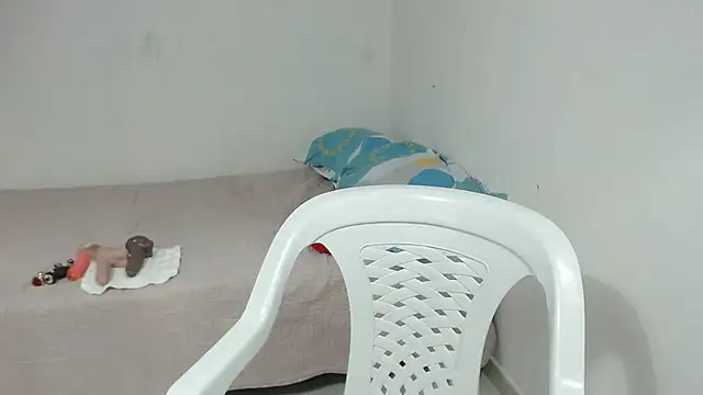 Agatha browser online show from November 16, 2:33 pm