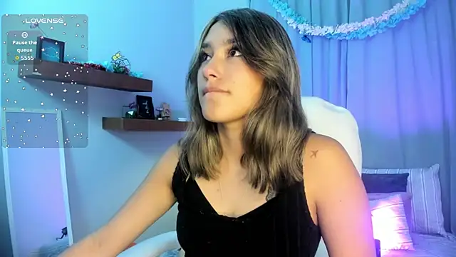  Sophie  miller online show from April 14, 8:04 pm