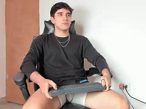 leo030809 online show from February 6, 6:22 pm