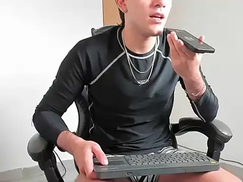 leo030809 online show from March 27, 8:52 pm