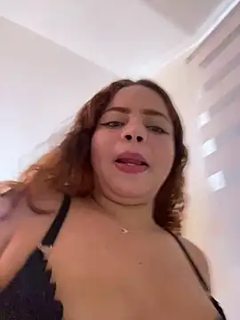 Elaa euphoria online show from December 7, 5:42 pm