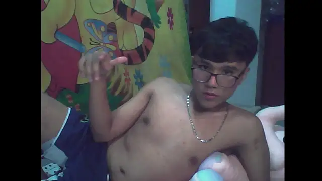 Snapshot of Baby_Cream chatting on December 4, 3:04 am Baby Cream online show from December 4, 3:04 am