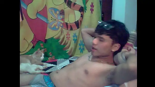 Snapshot of Baby_Cream chatting on December 4, 6:11 am Baby Cream online show from December 4, 6:11 am