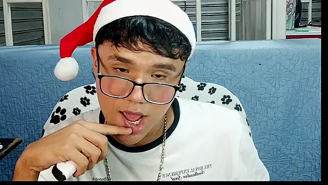 Snapshot of Baby_Cream chatting on December 16, 7:37 am Baby Cream online show from December 16, 7:37 am