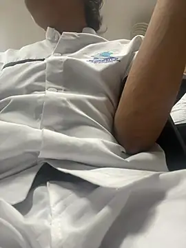 Snapshot of Baby_Cream chatting on January 24, 9:47 pm Baby Cream online show from January 24, 9:47 pm