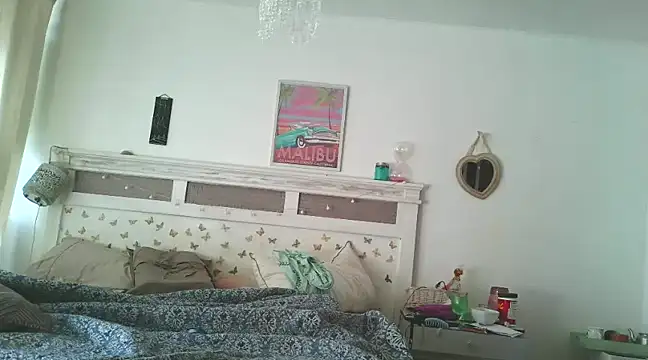 italianlatindream online show from December 9, 9:05 pm