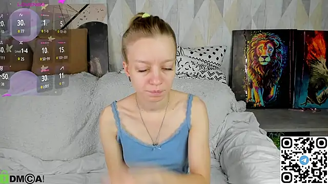 Michelle Blond online show from October 13, 8:03 am