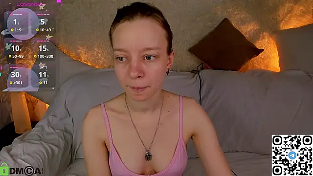 Michelle Blond online show from December 4, 8:01 am