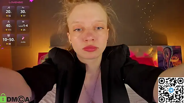 Michelle Blond online show from March 27, 8:26 am