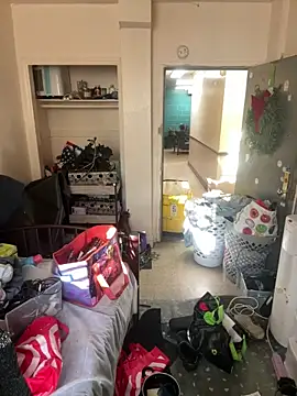 kelloggs202 online show from December 17, 8:32 pm