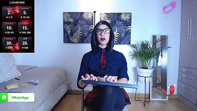 valentino Renato online show from December 9, 1:18 am