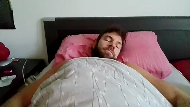 alpha-hunk online show from October 26, 8:53 am