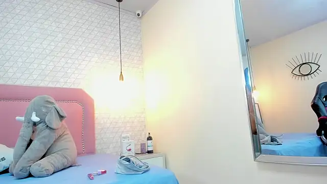 MAYROBERTSS online show from March 20, 12:53 pm