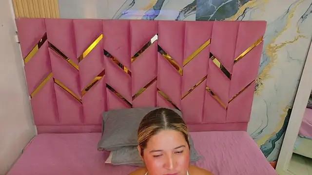 collegepawglovedaddy online show from April 10, 11:31 pm