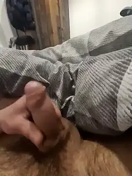 Snapshot of NiceBone000 chatting on December 17, 4:43 pm NiceBone000 online show from December 17, 4:43 pm