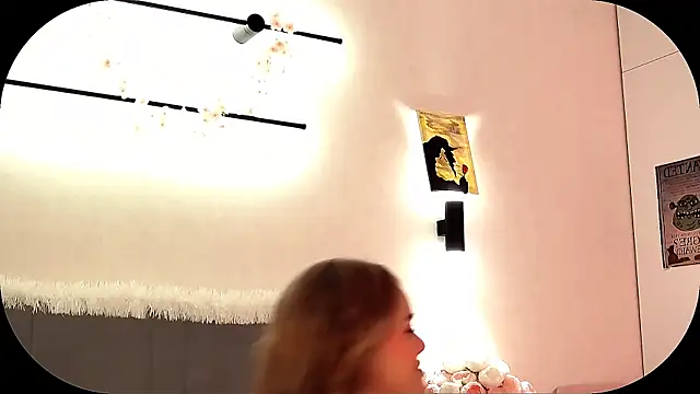 SIlviaBeyt online show from April 5, 8:06 pm