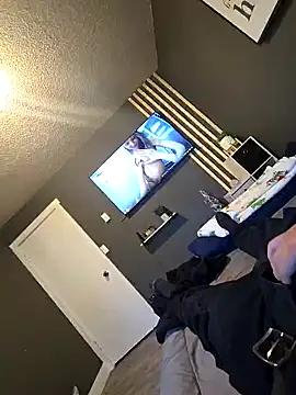 Snapshot of caroquintero345 chatting on March 11, 10:53 pm caroquintero345 online show from March 11, 10:53 pm