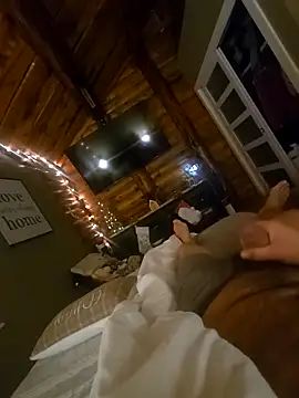 Snapshot of caroquintero345 chatting on December 4, 7:39 am caroquintero345 online show from December 4, 7:39 am