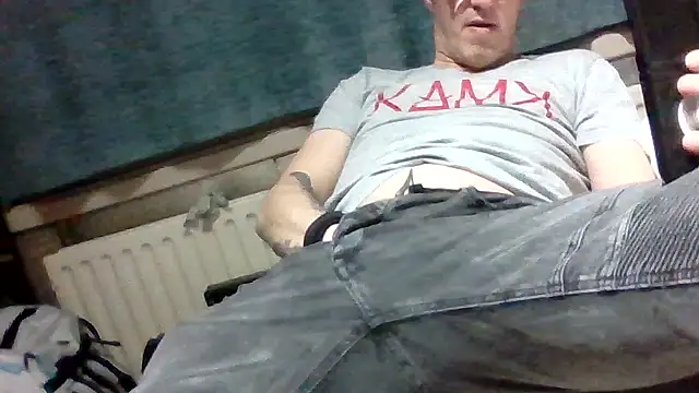 Snapshot of kristof_keyser chatting on February 6, 5:16 pm kristof keyser online show from February 6, 5:16 pm