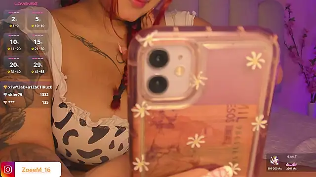 Zoe1 2 online show from March 11, 12:49 am