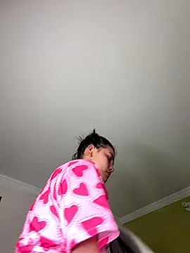 aurora divine online show from December 19, 10:50 pm