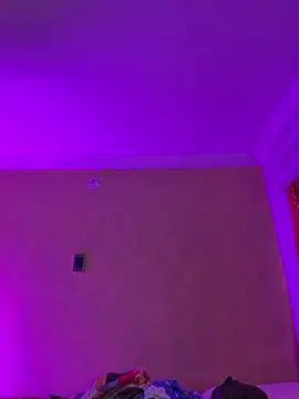 aurora divine online show from March 5, 9:11 pm