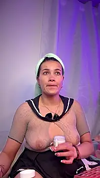 Snapshot of aurora_divine chatting on July 12, 8:11 pm aurora divine online show from July 12, 8:11 pm