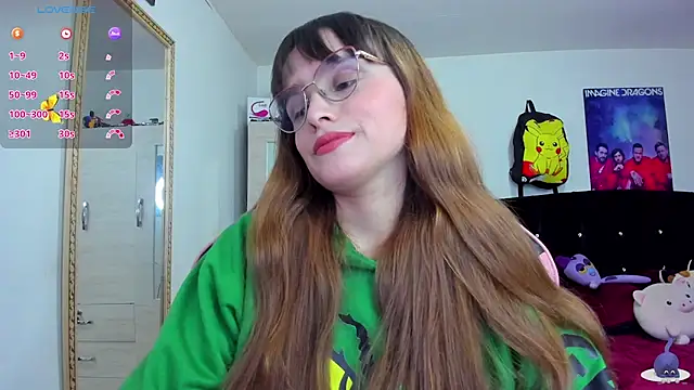 Snapshot of Lucyy-hess chatting on March 6, 9:09 pm Lucyy-hess online show from March 6, 9:09 pm