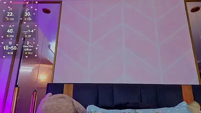 Snapshot of MadyJackson chatting on February 5, 11:37 am MadyJackson online show from February 5, 11:37 am