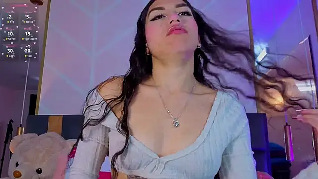 Snapshot of MadyJackson chatting on February 11, 11:48 am MadyJackson online show from February 11, 11:48 am