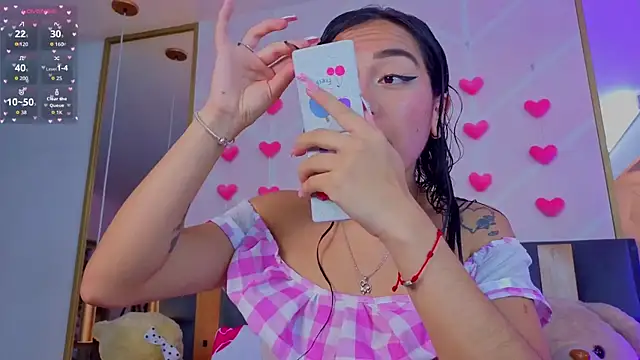 Snapshot of MadyJackson chatting on February 15, 12:58 pm MadyJackson online show from February 15, 12:58 pm