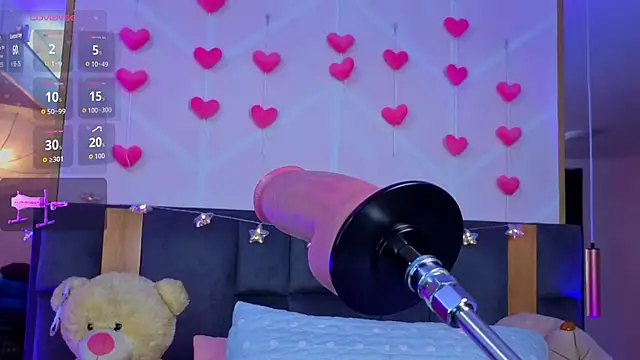 Snapshot of MadyJackson chatting on February 24, 11:52 am MadyJackson online show from February 24, 11:52 am