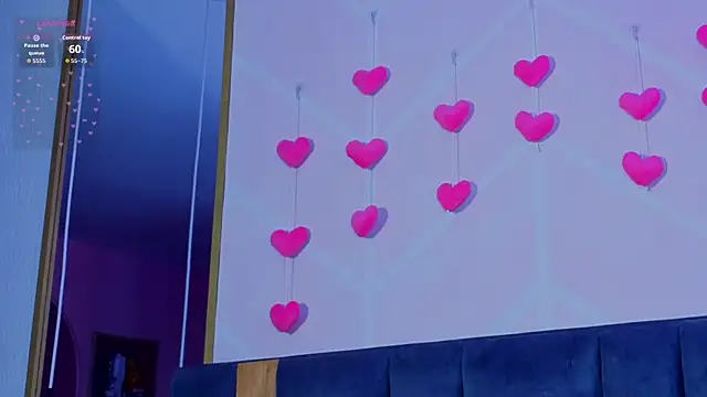 Snapshot of MadyJackson chatting on April 13, 11:48 am MadyJackson online show from April 13, 11:48 am