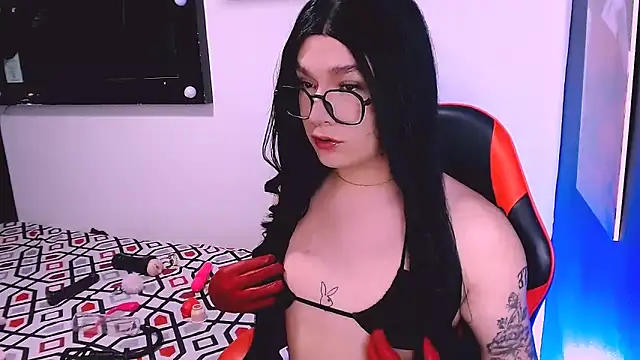 Snapshot of bubble_red chatting on October 17, 10:23 pm bubble red online show from October 17, 10:23 pm