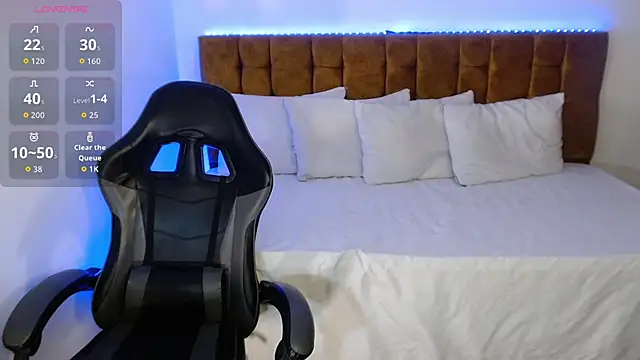 alexiaaross online show from November 2, 5:10 am