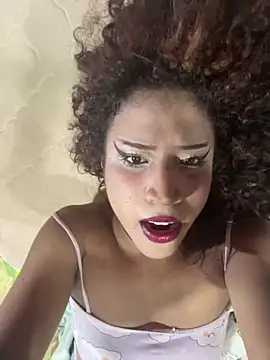 Snapshot of zahrivk1 chatting on December 16, 2:25 am zahrivk1 online show from December 16, 2:25 am