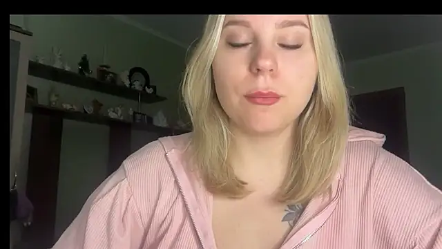 Thalia  Star online show from March 20, 5:23 am